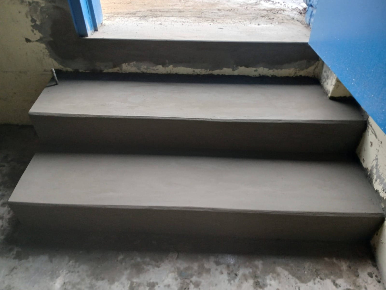 Concrete steps construction